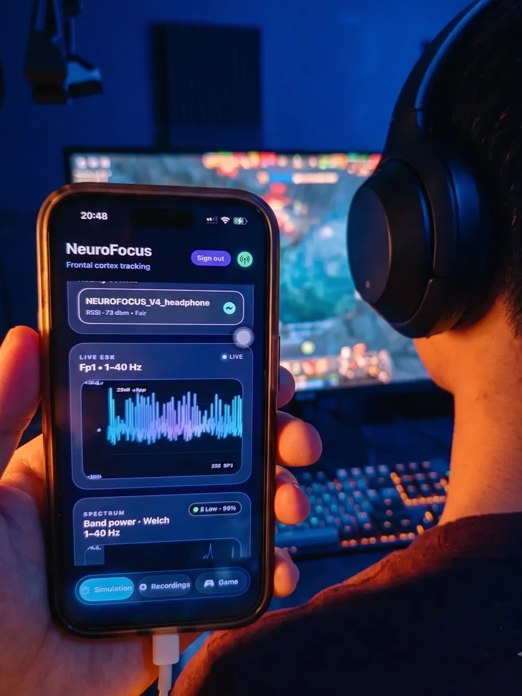 NeuroFocus mobile app displaying a live EEG signal during a performance session