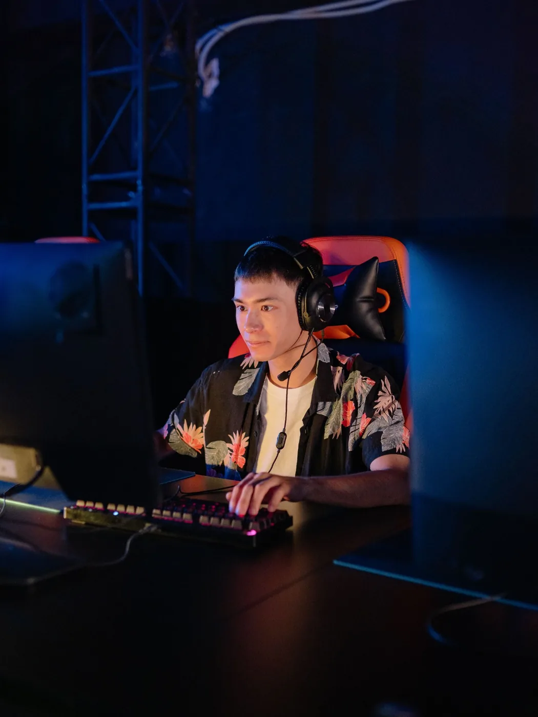A NeuroFocus tester wearing headphones during a live session